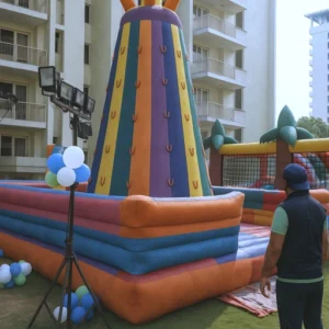 pyramid-bouncy pyramid-bouncy