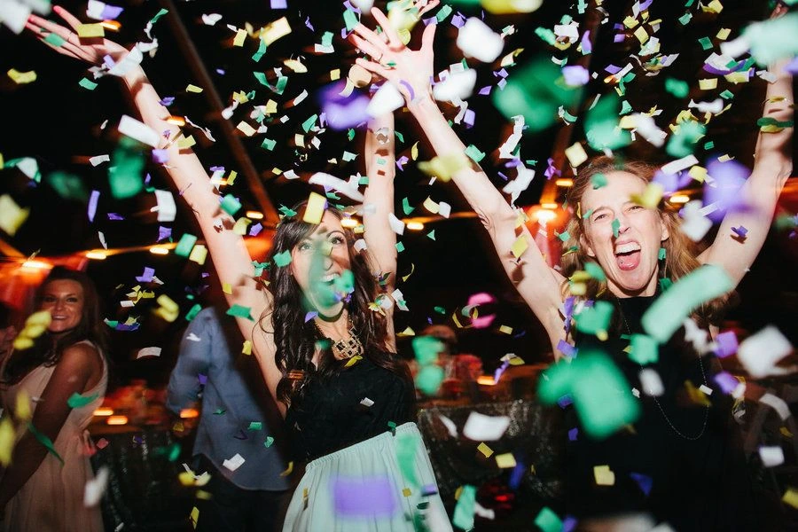 Confetti Machine for rental