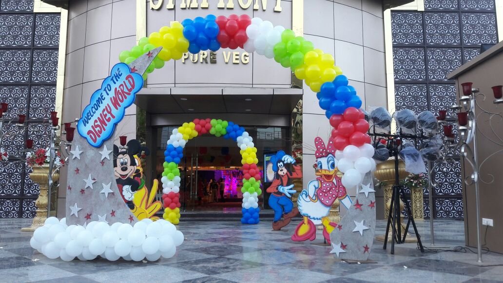hire daisy duck theme party
