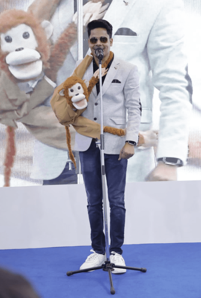 ventriloquist-artist-for-hire ventriloquist artist for hire